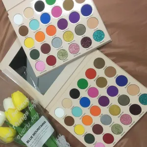 ظلال عيون - Eyeshadow
