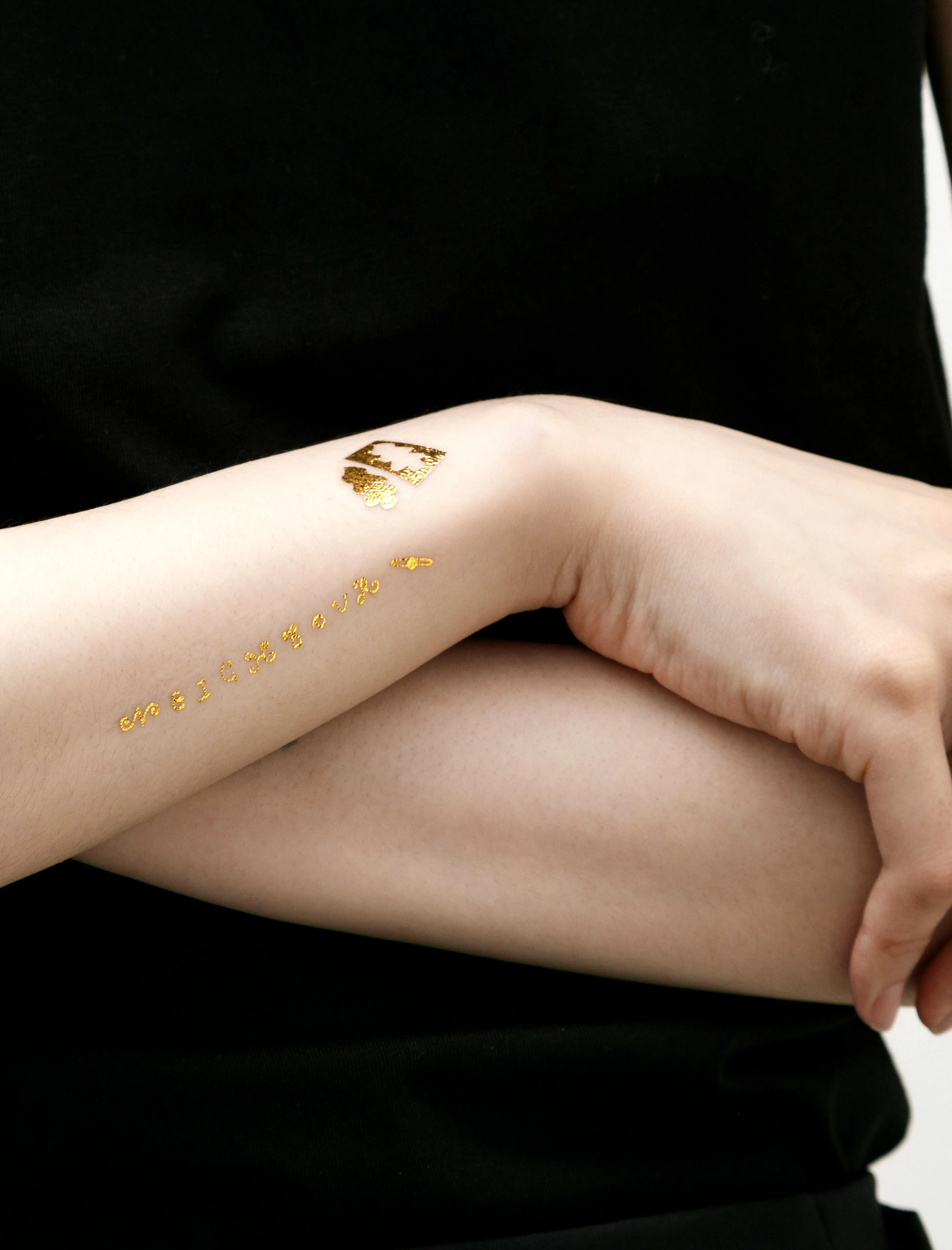 Gold Neighbour Tattoo Sheet